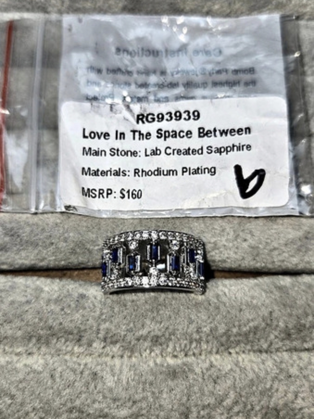 New Size 6 Sapphire Love In The Space Between Rhodium Plated Bomb Party Ring